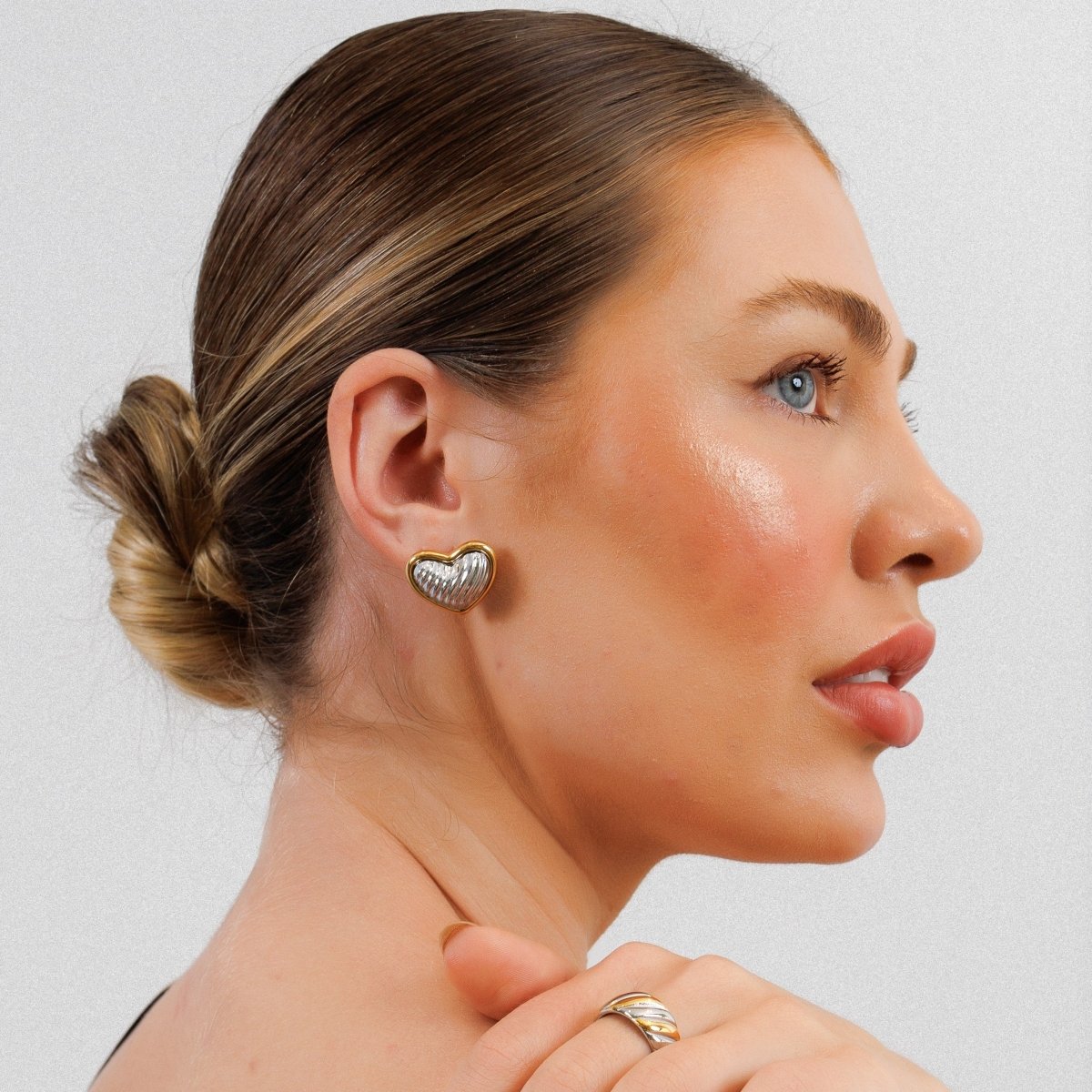 Earring Heart Contorno with Mixed Gold and Silver Finish