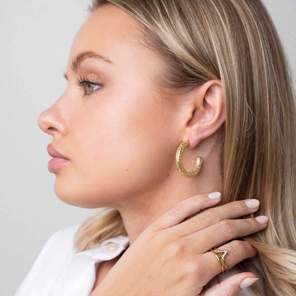 Texture Hoop Earring 18K Gold Plated