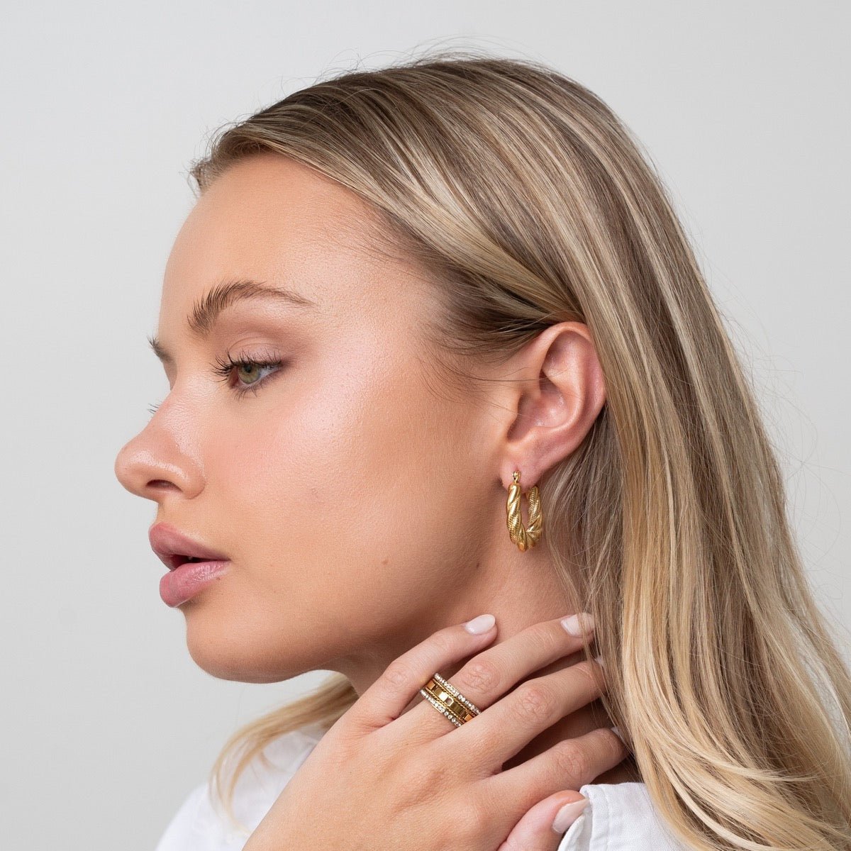 Twisted Hoop Earring 18K Gold Plated