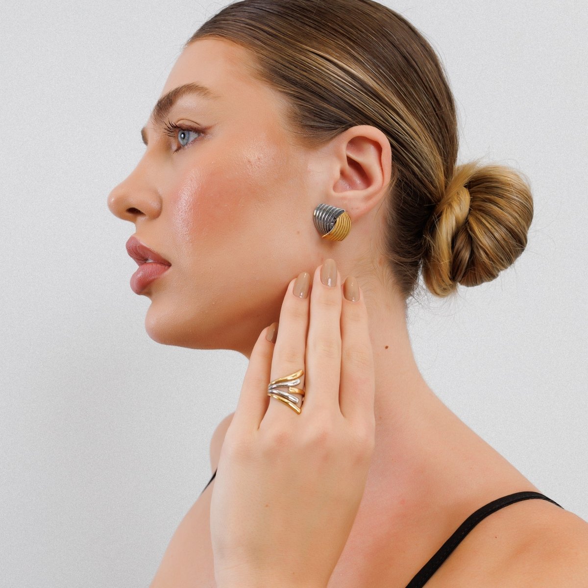 Ring Flow Adjustable with Mixed Gold and Silver Finish