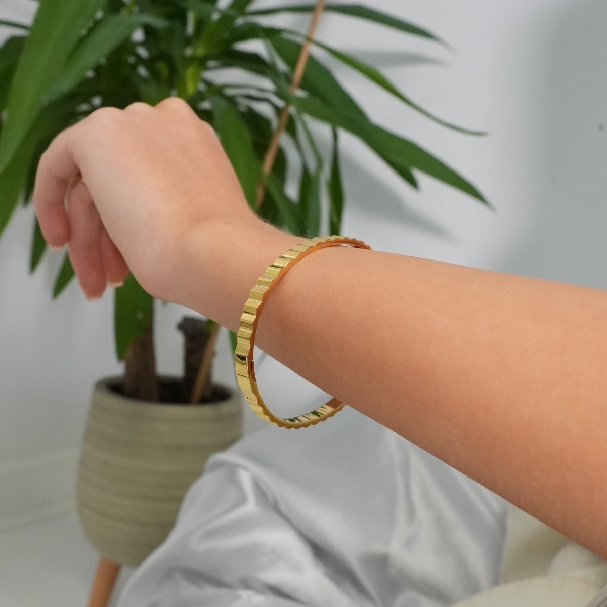 Ripple Bracelet 18K Gold Plated