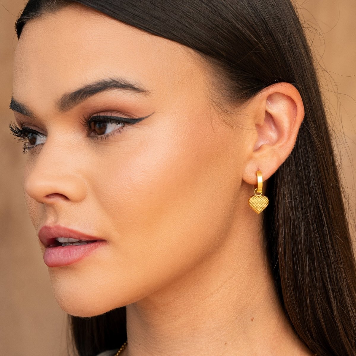 Earring Love Small Hoop 18K Gold Plated